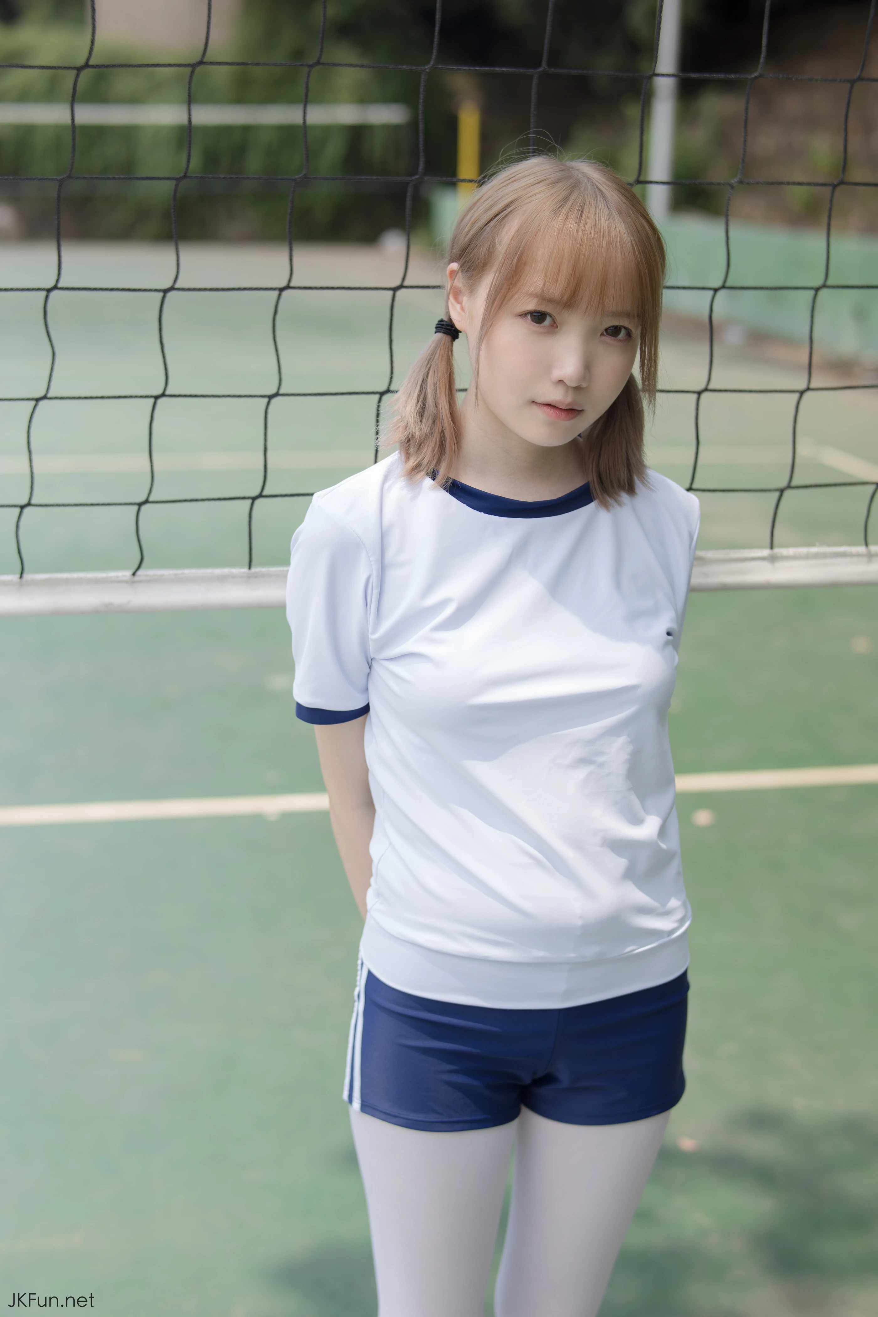 森萝财团 [JKFUN-019] 80D白丝外景体操服 Aika [107P 1V]插图